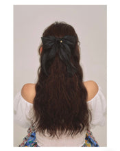 將圖片載入圖庫檢視器 Rosy Ruffle Ribbon Hairpin
