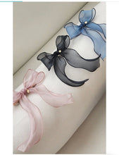 將圖片載入圖庫檢視器 Rosy Ruffle Ribbon Hairpin
