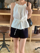 將圖片載入圖庫檢視器 Hennel halter tank top blouse (30% linen) Ivory現貨
